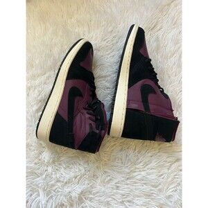 New Air Jordan Size 7 Women’s High Rebel Retro Sneakers